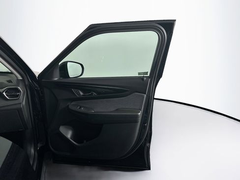 Used 2025 Chevrolet TrailBlazer LT image 30