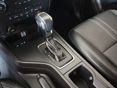 Used 2023 Ford Ranger Lariat w/ Technology Package RWD image 9