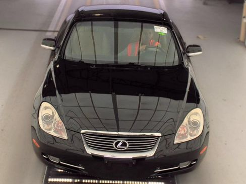 Used 2006 Lexus SC 430 Convertible RWD image 2