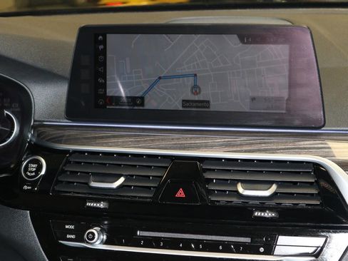 Used 2018 BMW 530i image 46