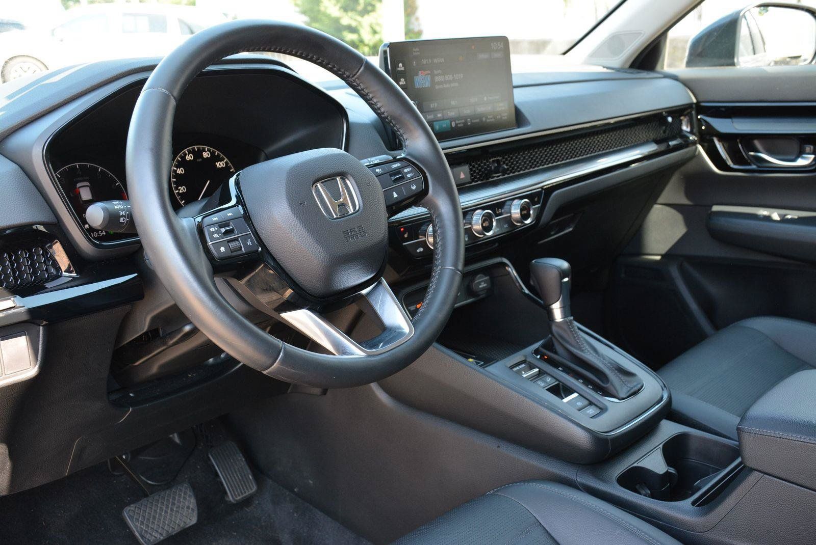 Used 2024 Honda CR-V EX-L image 11