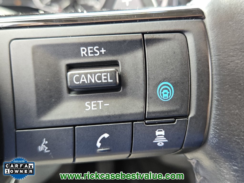 Used 2022 Nissan Pathfinder SL FWD image 27
