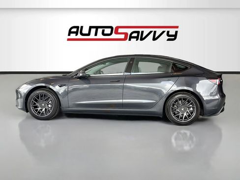Used 2025 Tesla Model 3 Long Range RWD image 4