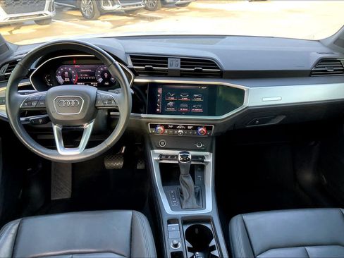 Used 2021 Audi Q3 2.0T Premium w/ Convenience Package AWD/4WD image 14