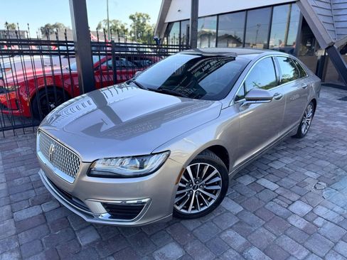 Used 2019 Lincoln MKZ Premiere image 8