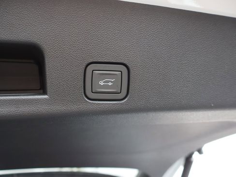 New 2026 Chevrolet Traverse LT FWD image 27