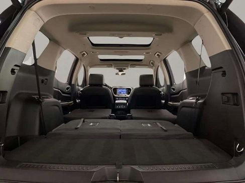 Used 2018 GMC Acadia Denali w/ Technology Package FWD image 98