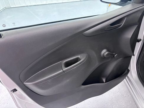 Used 2021 Chevrolet Spark LS FWD image 33