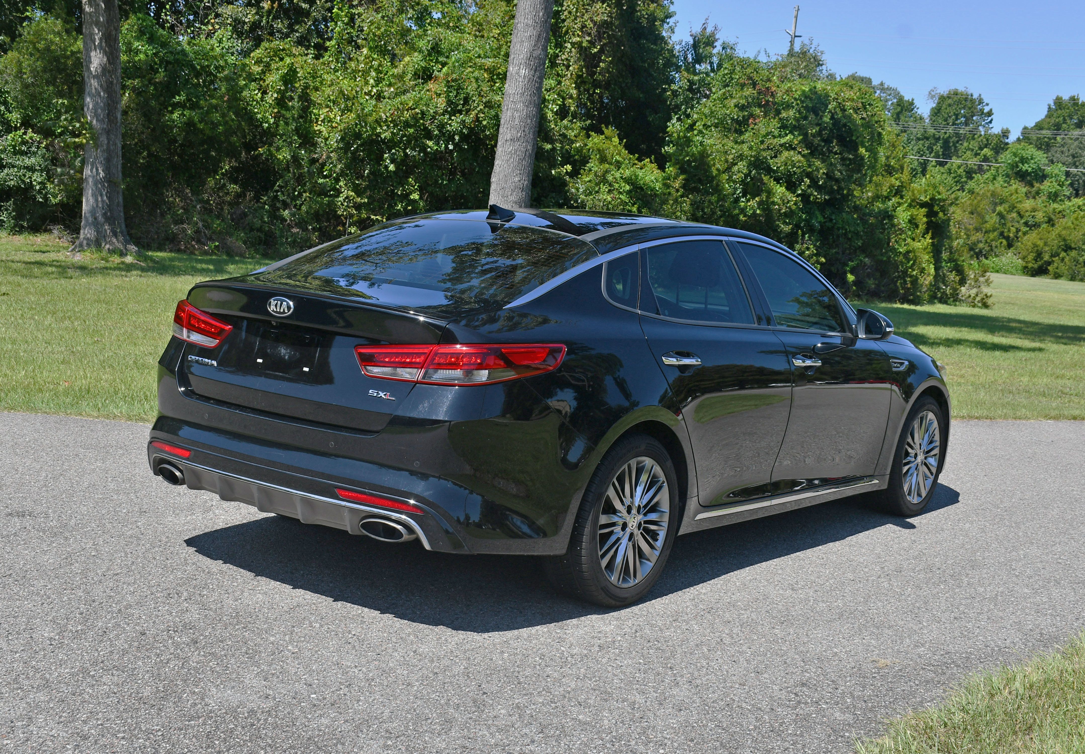 Used 2018 Kia Optima SX w/ Technology Package FWD image 4