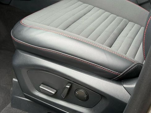 Certified 2026 Ford Explorer ST-Line AWD/4WD image 7
