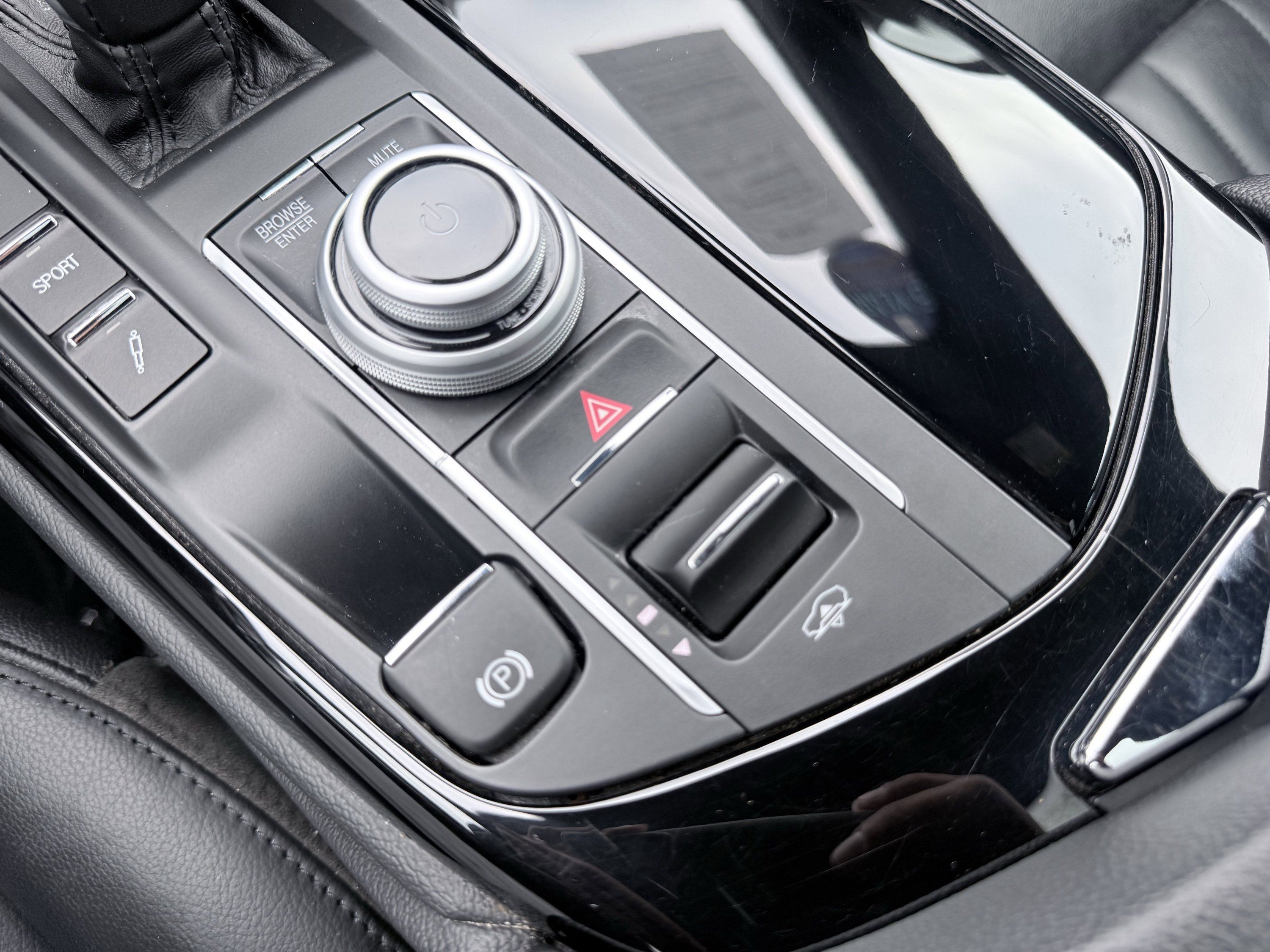 Used 2023 Maserati Levante Modena AWD/4WD image 79