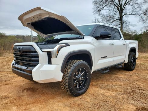 Used 2025 Toyota Tundra Limited image 48