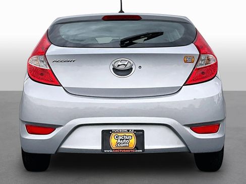 Used 2017 Hyundai Accent SE FWD image 4