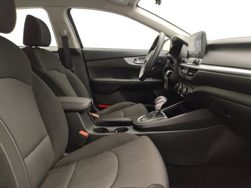 Used 2022 Kia Forte LXS w/ LXS Technology Package image 21