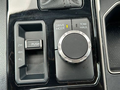Used 2024 Toyota Tundra SR5 w/ SR5 Convenience Package AWD/4WD image 33