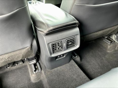 Used 2021 Toyota Venza Limited w/ Advanced Technology Package AWD/4WD image 10