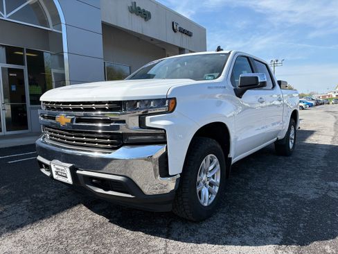 Used 2019 Chevrolet Silverado 1500 LT w/ All-Star Edition image 3