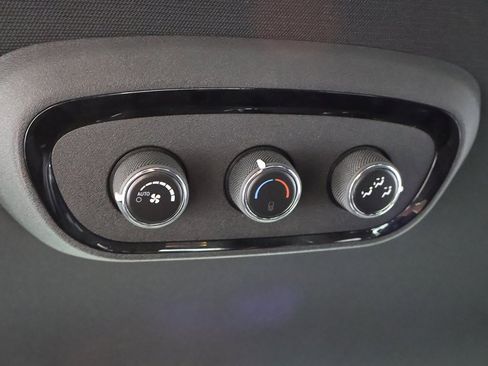 Used 2022 Dodge Durango SXT w/ Blacktop Package image 48