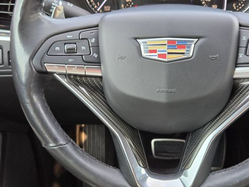 Used 2020 Cadillac XT6 Sport AWD/4WD image 21