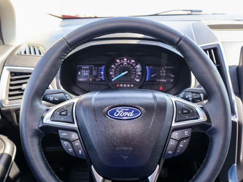 Used 2024 Ford Edge Titanium w/ Equipment Group 301A AWD/4WD image 23