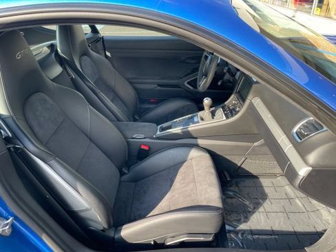 Used 2016 Porsche Cayman GT4 w/ Sport Chrono Package RWD image 30