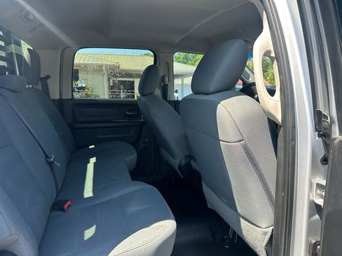 Used 2016 RAM 3500 Tradesman w/ Chrome Appearance Group AWD/4WD image 13