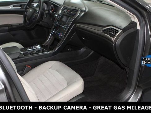 Used 2019 Ford Fusion S image 22