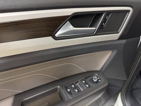 Used 2022 Volkswagen Atlas SE image 7