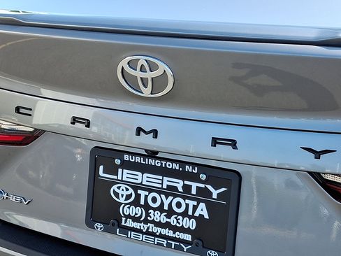 Used 2026 Toyota Camry SE w/ Convenience Package FWD image 30