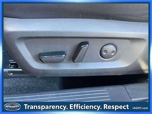 Certified 2021 Nissan Rogue SV image 18