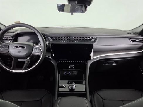 New 2026 Jeep Grand Cherokee Limited AWD/4WD image 37