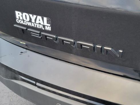 Used 2021 GMC Terrain SLE w/ Driver Convenience Package image 10