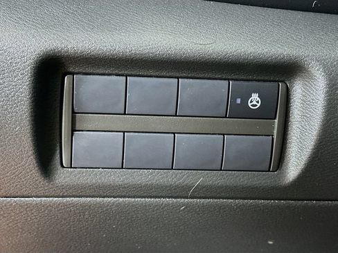 Used 2021 Nissan Kicks SR w/ SR Premium Package FWD image 20