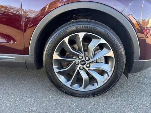 Certified 2021 Lincoln Nautilus Reserve w/ Cargo Utility Package image 33