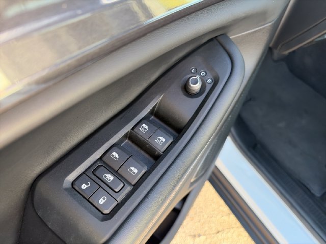 Used 2021 Jeep Grand Cherokee L Laredo AWD/4WD image 11