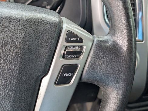 Used 2019 Nissan Titan SV RWD image 15