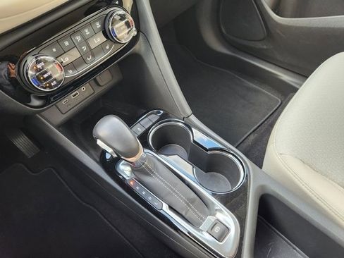 Used 2023 Buick Encore GX Select image 18