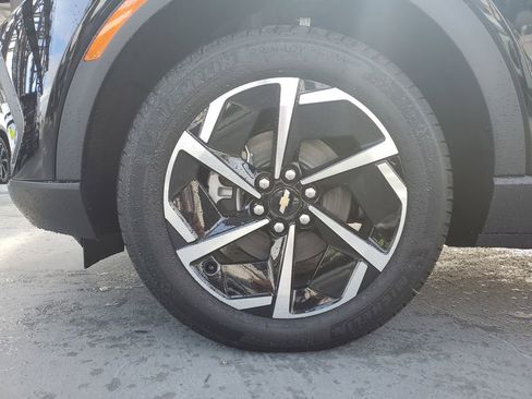 New 2026 Chevrolet Equinox EV LT image 6