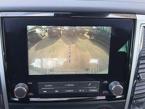 Used 2021 Nissan Titan SV w/ Off Road Protection Package image 12