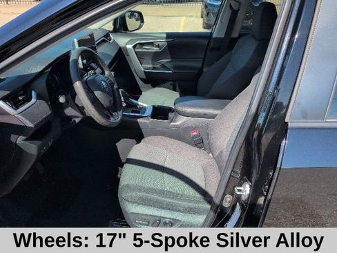 Used 2024 Toyota RAV4 XLE AWD/4WD image 12