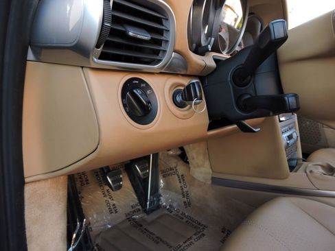 Used 2006 Porsche 911 Carrera 4S image 48