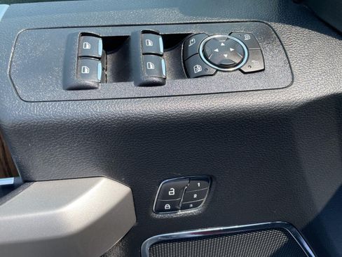 Used 2020 Ford F150 Lariat AWD/4WD image 20