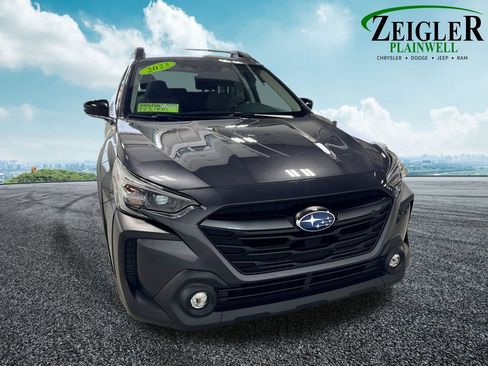 Used 2023 Subaru Outback Premium AWD/4WD image 8