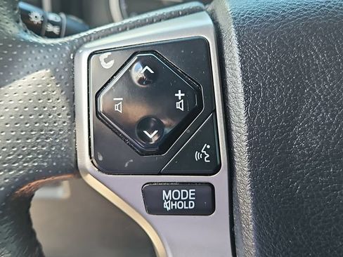 Used 2022 Toyota 4Runner TRD Sport AWD/4WD image 13