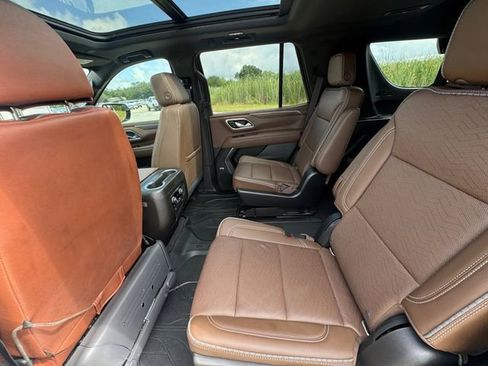Used 2021 Chevrolet Tahoe High Country AWD/4WD image 28