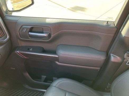 Used 2022 Chevrolet Silverado 1500 LTZ w/ LTZ Premium Package image 19