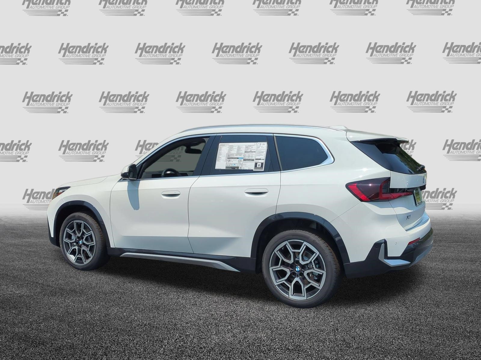 Used 2026 BMW X1 xDrive28i w/ Technology Package AWD/4WD image 8