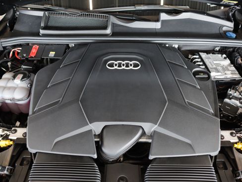 New 2026 Audi Q7 3.0T Prestige AWD/4WD image 4