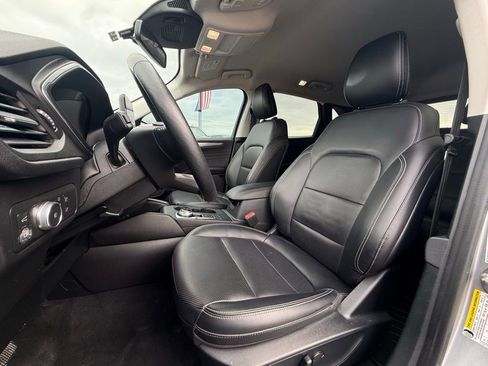 Used 2021 Ford Escape Titanium image 23