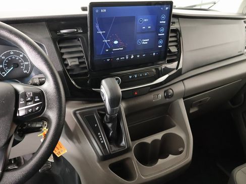 Used 2023 Ford Transit 350 XLT image 5